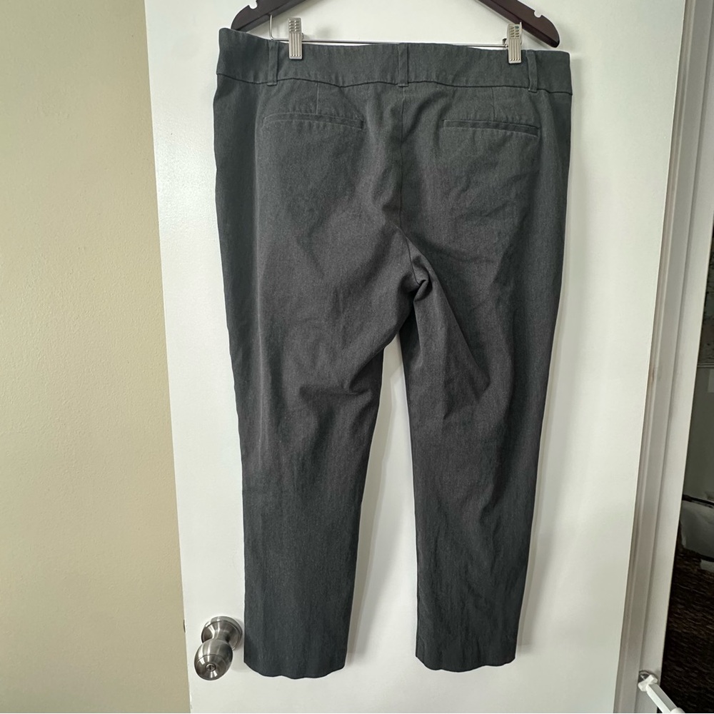 Loft Outlet Charcoal Gray Skinny Ankle Pants Size 16 - Picture 3 of 7